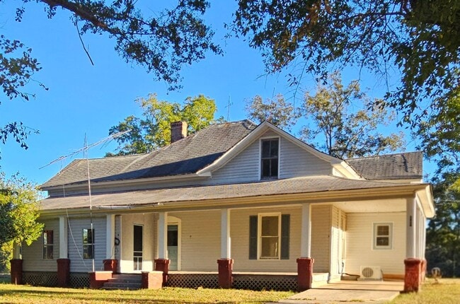 7404 GA-109 in Molena, GA - Building Photo - Building Photo