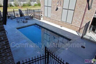 333 E Boyd Dr in Baton Rouge, LA - Building Photo - Building Photo