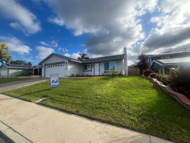 4710 Vía Loma Linda in Yorba Linda, CA - Building Photo - Building Photo