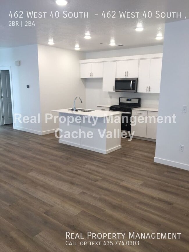property at 462 W 40 S