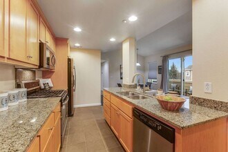 1037 Scotia Terrace in Sunnyvale, CA - Building Photo - Building Photo