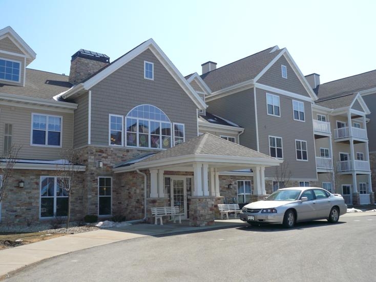 All Saints Retirement Center in Madison, WI - Foto de edificio