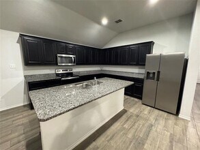 5824 Utopia Dr in Fort Worth, TX - Building Photo - Building Photo