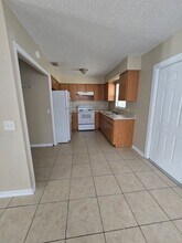 1204 N Gordon St in Plant City, FL - Building Photo - Building Photo