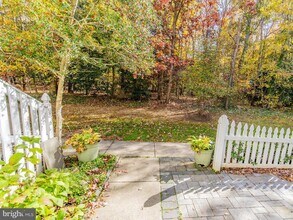 40 Amberstone Ct in Annapolis, MD - Building Photo - Building Photo