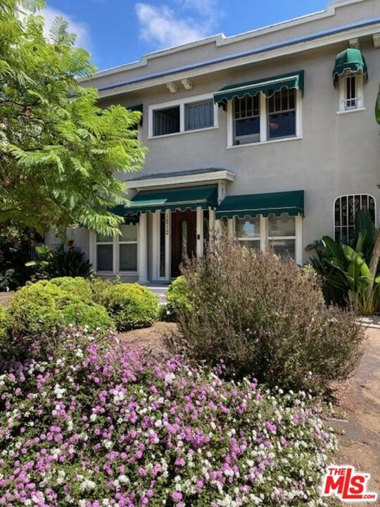 property at 1212 S Tremaine Ave