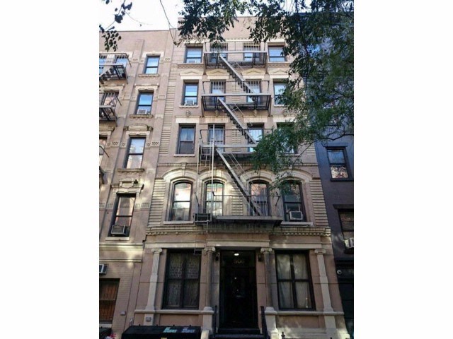 306 W 21st St-Unit -15 in New York, NY - Foto de edificio