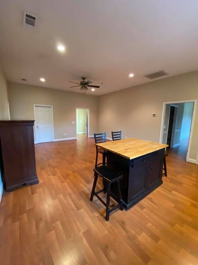 4510 Jess Helton Rd in Gainesville, GA - Building Photo - Building Photo