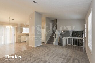 3813 W Wood Path in Stone Mountain, GA - Building Photo - Building Photo