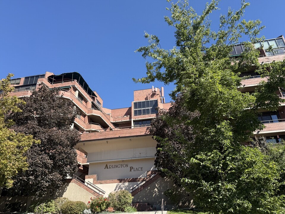 115 S 1100 E in Salt Lake City, UT - Building Photo