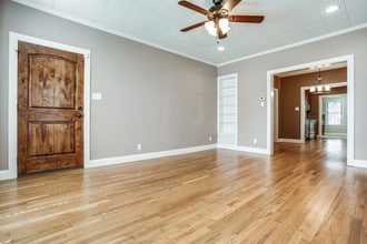 3132 Waits Ave in Fort Worth, TX - Building Photo - Building Photo