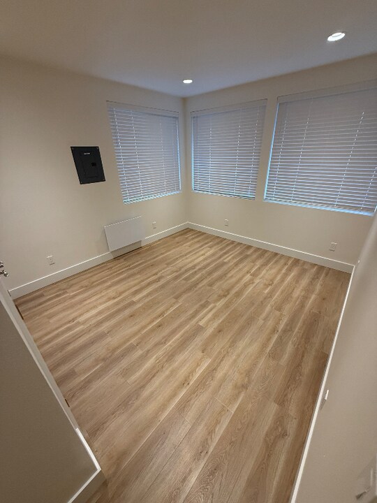 849 Spring St in Friday Harbor, WA - Building Photo