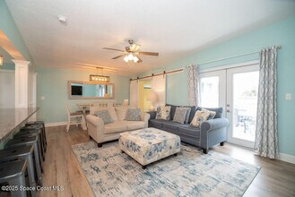 207 NE 1st Ct in Satellite Beach, FL - Building Photo - Building Photo