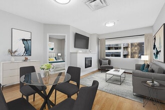 Park Square Apartments in Edmonton, AB - Building Photo - Building Photo