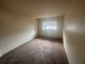 845 Normark Terrace in Vista, CA - Building Photo - Building Photo