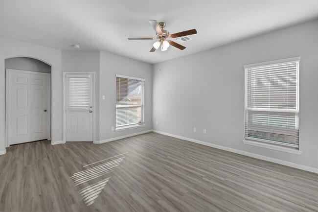 property at 333 Emerald Thicket Ln