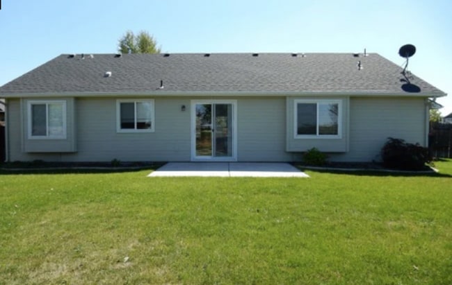1770 W Bellagio Dr in Meridian, ID - Building Photo - Building Photo