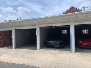 123 Hemlock Aly in West Chester, PA - Foto de edificio - Building Photo