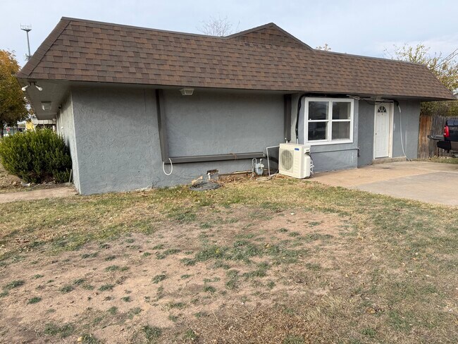 1972 Colorado Ave in San Angelo, TX - Building Photo - Building Photo