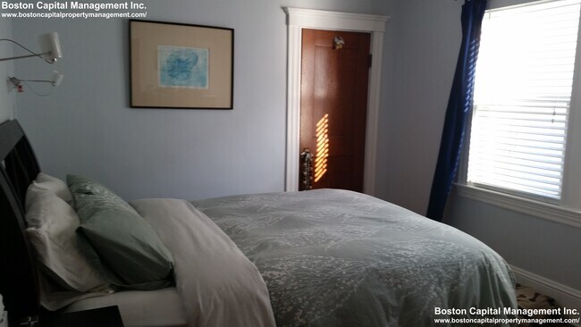 97 W Quincy St in Somerville, MA - Building Photo - Building Photo