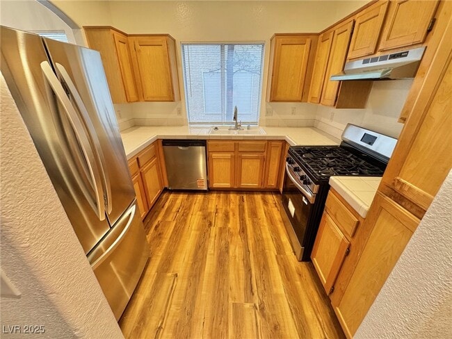 9916 La Paca Ave in Las Vegas, NV - Building Photo - Building Photo