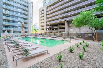 333 E Roosevelt St in Phoenix, AZ - Building Photo - Building Photo