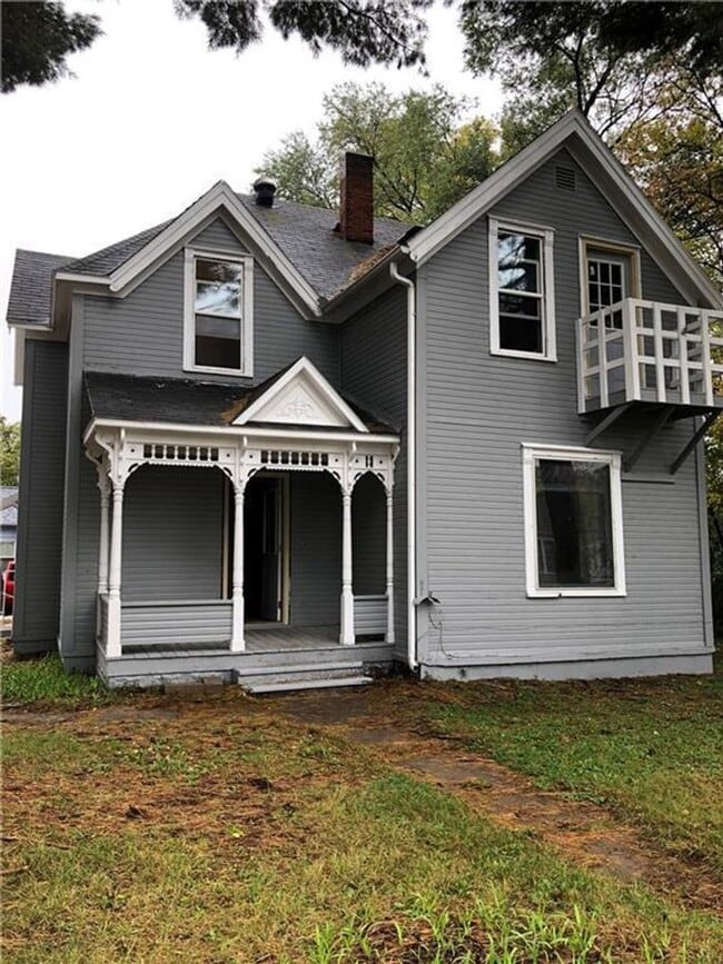 1145 Bellevue Ave