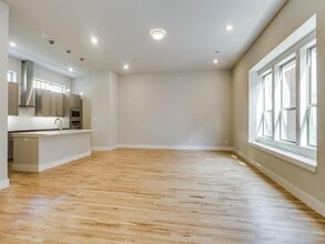 5608 Lindell Ave in Dallas, TX - Building Photo - Building Photo