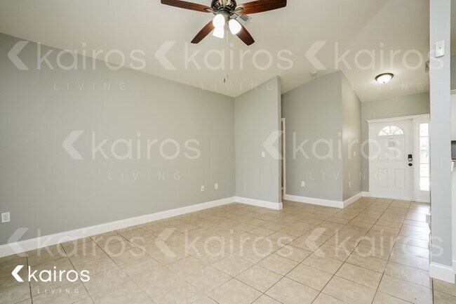 3010 19th St W in Lehigh Acres, FL - Building Photo - Building Photo