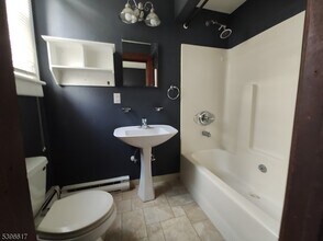 41 Summit Ave in Phillipsburg, NJ - Building Photo - Building Photo