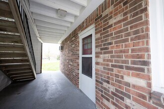 140 Maple Park Dr-Unit -4 in Westfield, IN - Building Photo - Building Photo