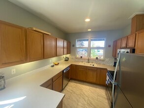 1210 SW 32nd Ct in Redmond, OR - Building Photo - Building Photo