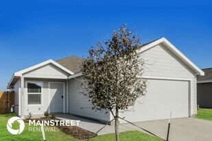 3101 Helix Bay Dr in Crandall, TX - Building Photo