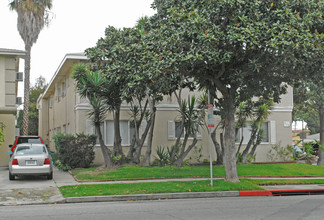 272 S Doheny Dr in Beverly Hills, CA - Building Photo - Building Photo