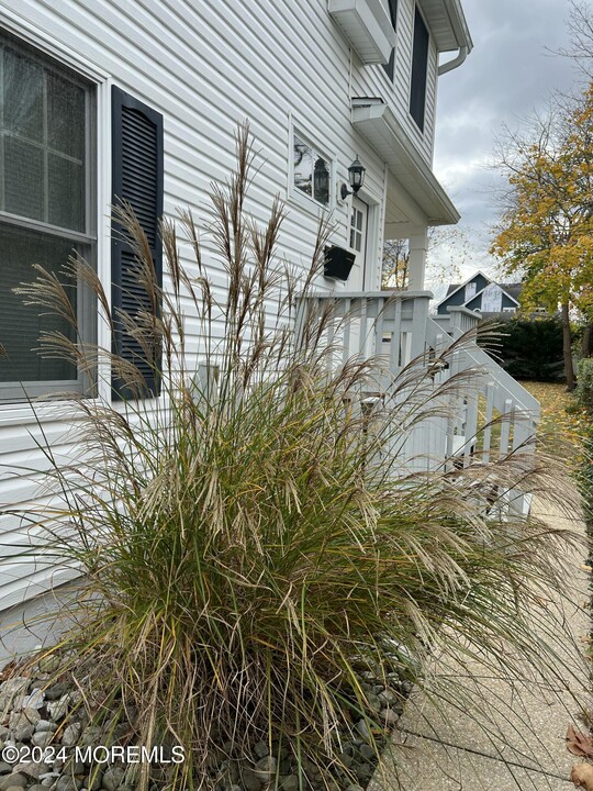 413 Morris Ave in Spring Lake, NJ - Building Photo