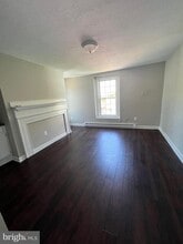 400 E Washington St in Charles Town, WV - Building Photo - Building Photo
