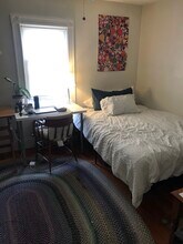 19 Warner St in Somerville, MA - Building Photo - Building Photo