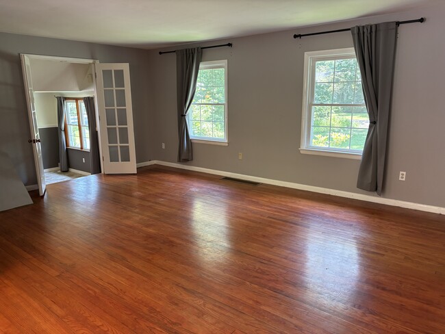 property at 15922 Fernwood Rd