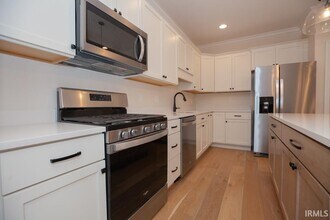 3036 White Oak Trl in Newburgh, IN - Building Photo - Building Photo
