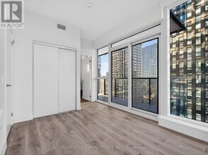 110 Broadway Ave in Toronto, ON - Building Photo - Building Photo