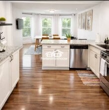 544 36th St in Des Moines, IA - Foto de edificio - Building Photo