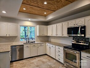 6000 Mallard Grove Rd in Charlotte, NC - Foto de edificio - Building Photo