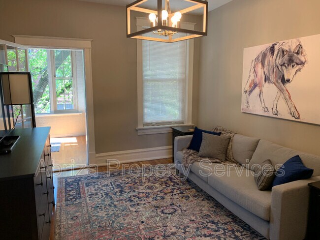 1651 S Spring Ave in St. Louis, MO - Foto de edificio - Building Photo