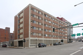 Wabasha Hi-Rise in St. Paul, MN - Building Photo - Building Photo