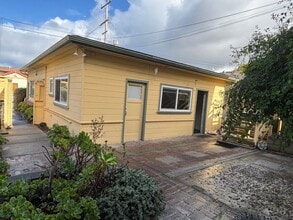 1186 Second St in Monterey, CA - Building Photo - Building Photo