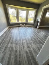 1828 Noble Rd in East Cleveland, OH - Building Photo - Building Photo