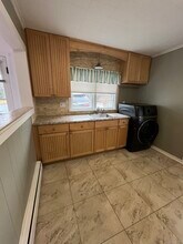 4 Fairlawn Ave in Branford, CT - Building Photo - Building Photo