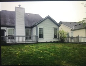 10132 Lauren Pass in Fishers, IN - Building Photo - Building Photo