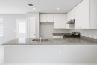 7202 Lavaca Bluff in San Antonio, TX - Building Photo - Building Photo