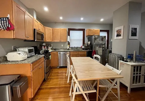 19 Berwick Rd, Unit 1 Apartamentos